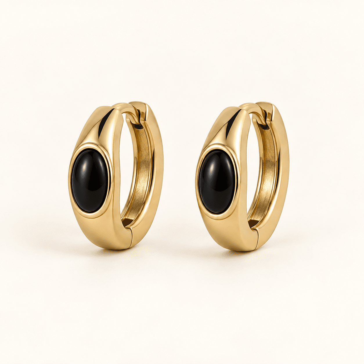 Black-Stone Huggies — collection preview
